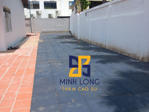 Cung cấp - Thi công Gạch cao su màu xám 45mm LH 0898080320