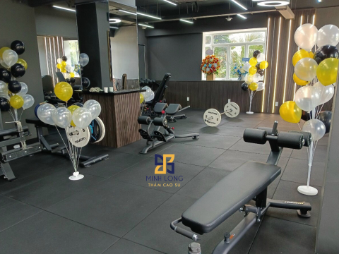 Cung cấp thi công Gạch cao su dày 25mm LH: 0898080320