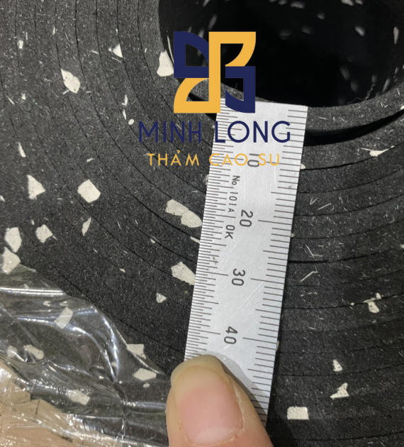 Thảm cao su EPDM chấm trắng