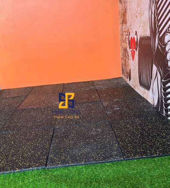 Gạch cao su mặt thảm EPDM chấm vàng dày 20mm